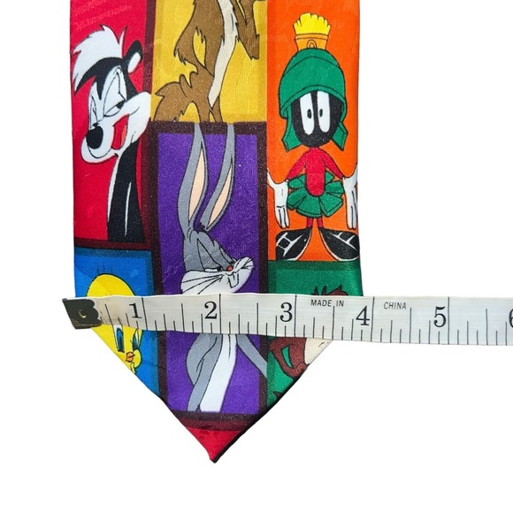 Vintage 90’s Warner Brothers Looney Tunes Character Tie Bugs Tweety Taz Wile - Picture 6 of 7